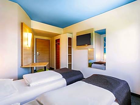 Twin room single use