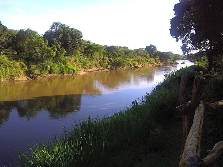 Mara River Camp