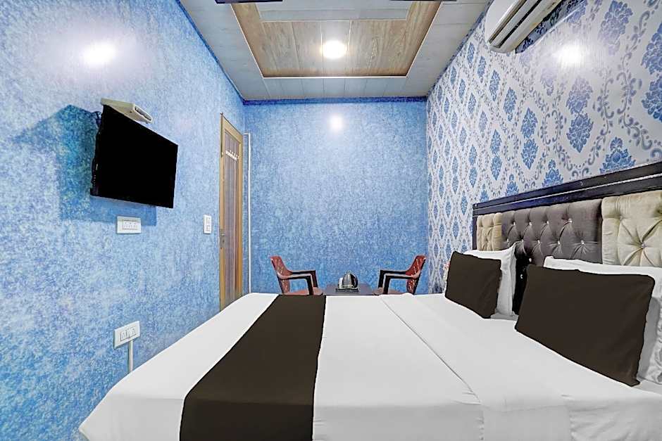 Super Hotel O Zirakpur City Court Complex Formerly The Platinum