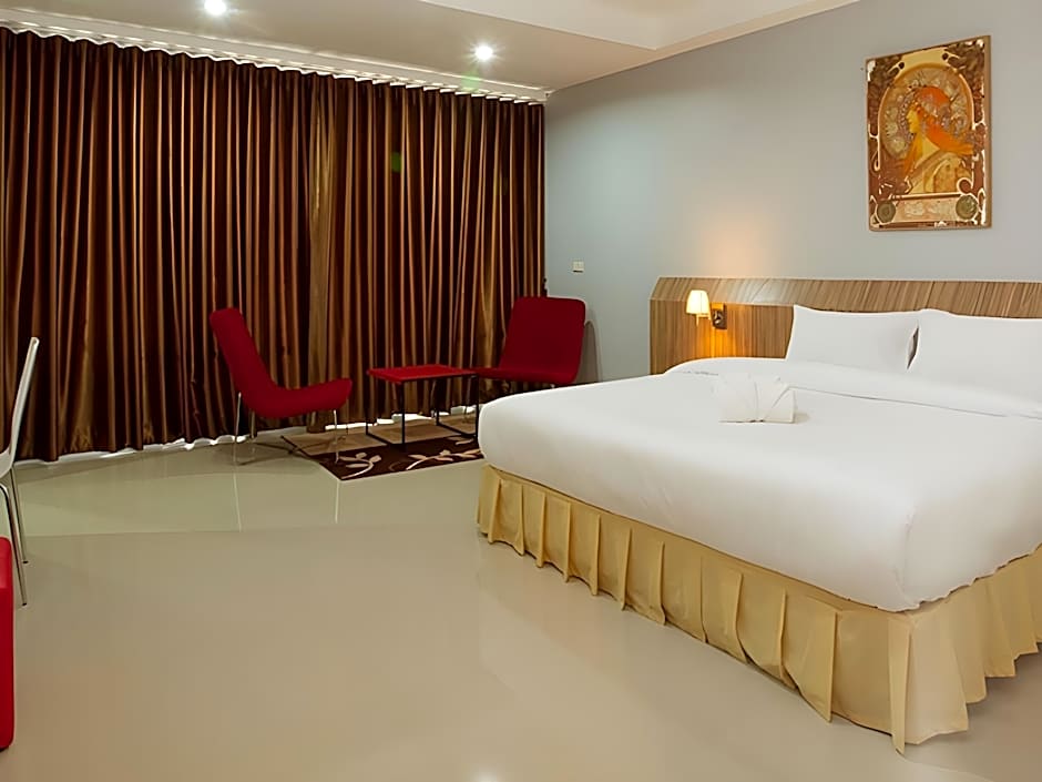 Soontree House Hotel