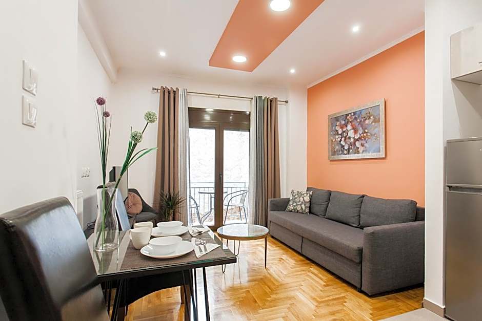 Nicholas Point Apartments and Rooms