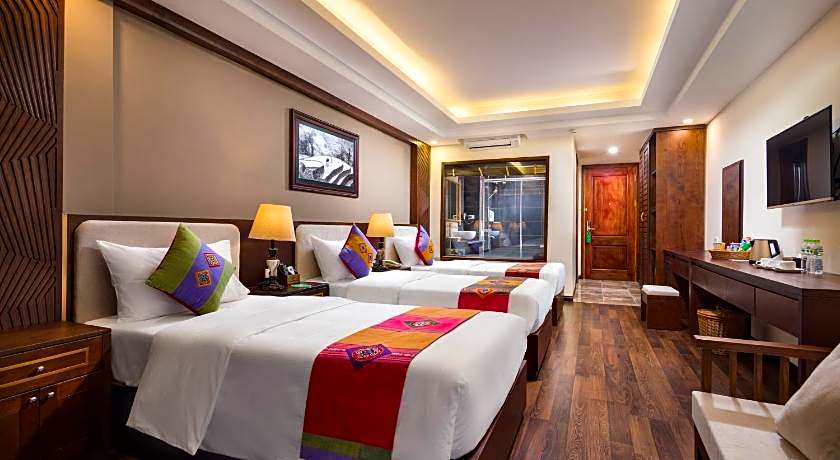 The View Sapa Hotel