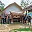 Asim Paris Guesthouse & jungle trekking