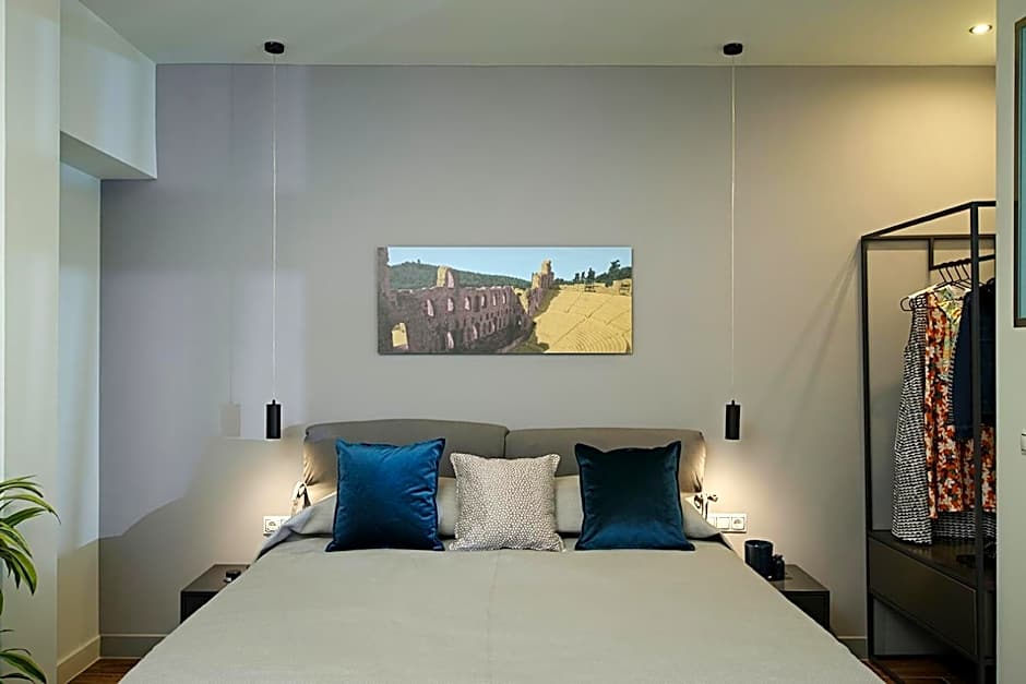 The Gem Society Hotel