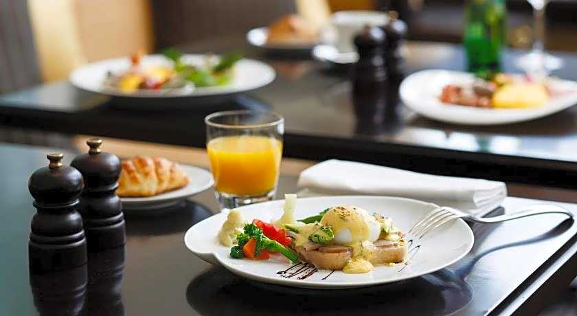 The Tokyo Station Hotel