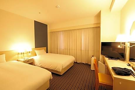 Twin Room - Non-Smoking