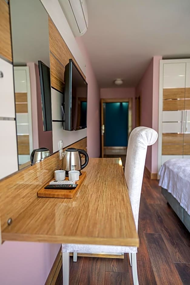 TOK EPİK HOTEL