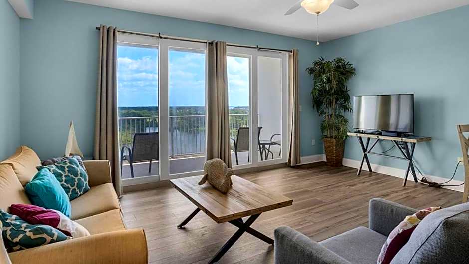 Laketown Wharf 1037