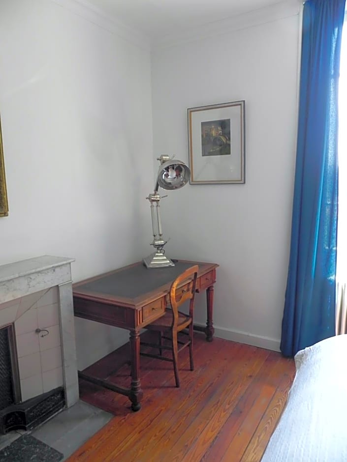 La Viste - SPA-JACUZZI - MASSAGE- SAUNA - 4 SAISONS - Piscine Chauffée Toute l'année - Heated POOL - 800m City Centre