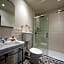 Tavern Townhouse - Boutique Town Centre Stay, Henley-on-Thames