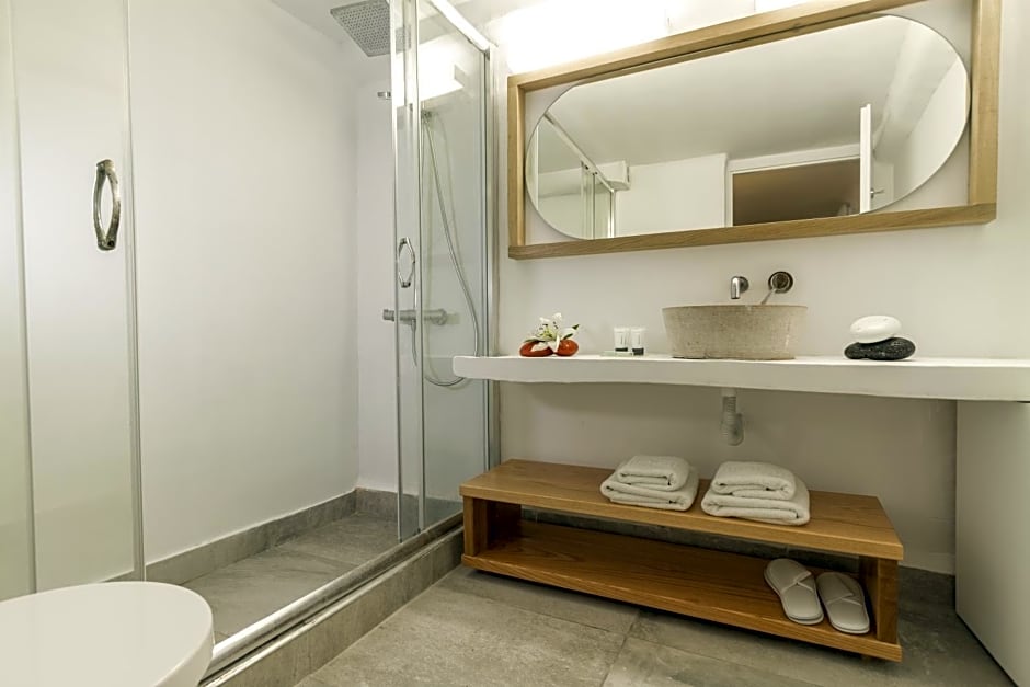 Santorini's Balcony Art Houses