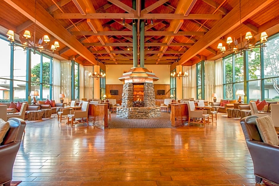 Cabot Lodge Jackson North