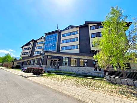 Sunny duplex with spectacular view in Terra Complex