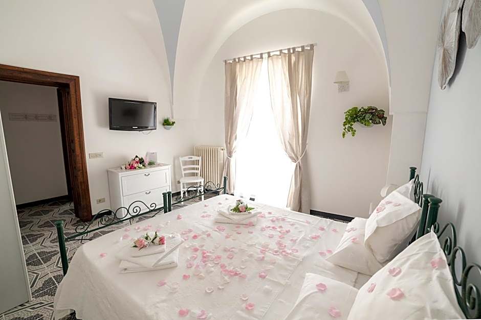 Photo 1 of 47 of Il Sogno Di Pandora