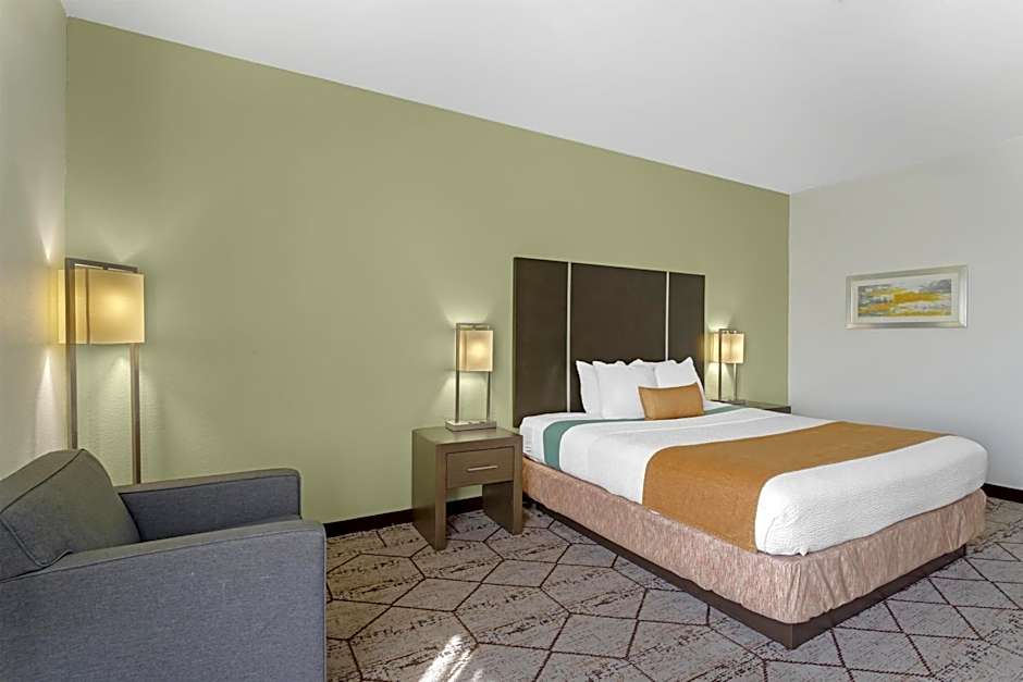 Best Western Plus North Houston Inn & Suites