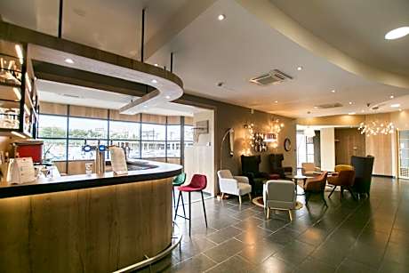 Kyriad Limoges Centre Gare - Atrium