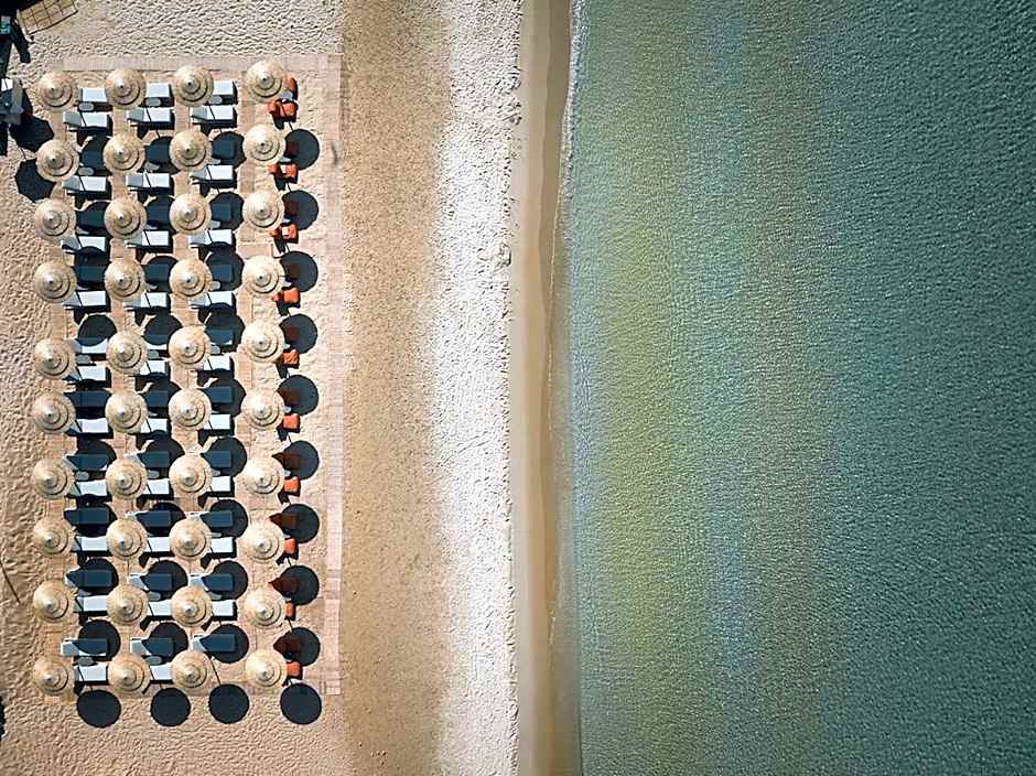 Golden Milos Beach Ηouse by Domotel