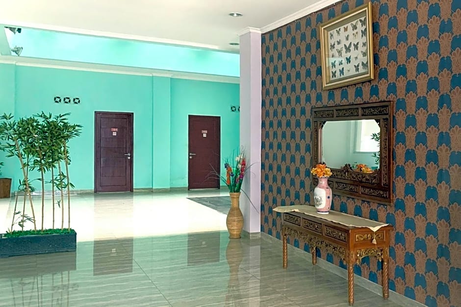 Urbanview Hotel Niraz Syariah Banjarmasin by RedDoorz