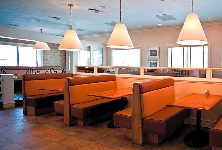 Atlantic Host Hotel, an Ascend Collection Hotel
