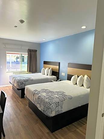 Queen Room with Two Queen Beds