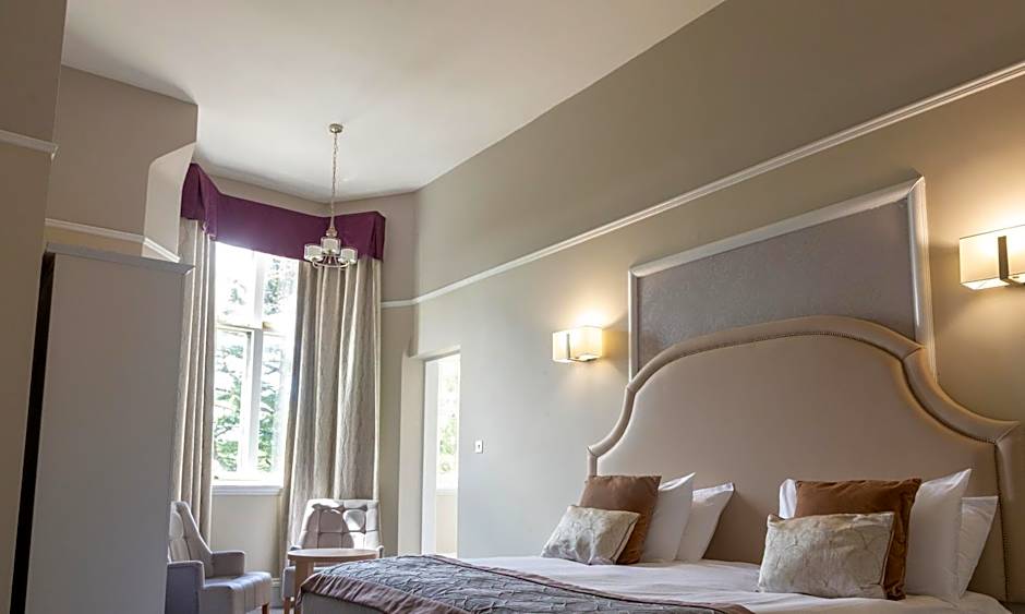 Wroxall Abbey Hotel & Estate
