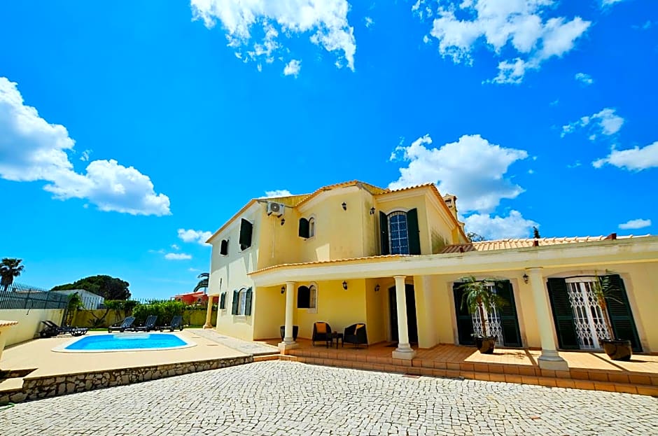 Suites & Beds DP Albufeira