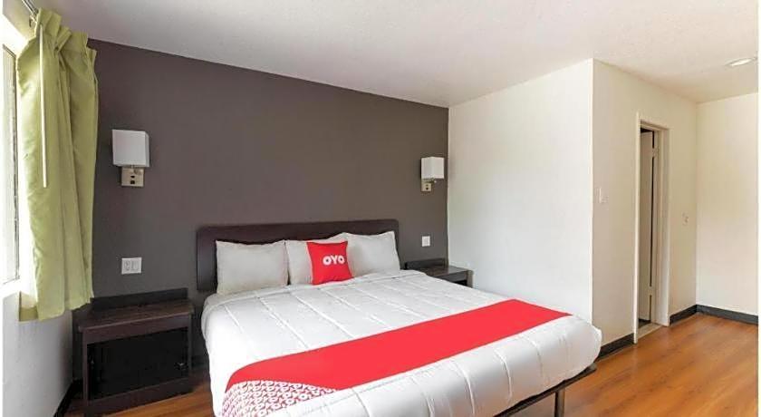 OYO Hotel Irving DFW Airport North
