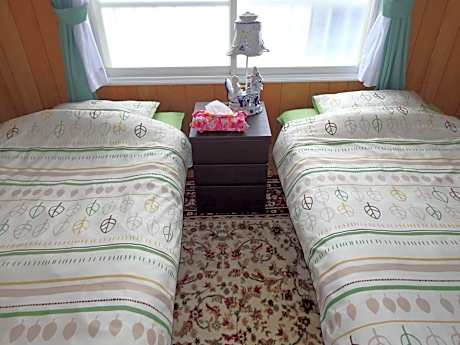 Twin Room with Shared Bathroom