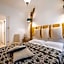 Love & Fama Hotel