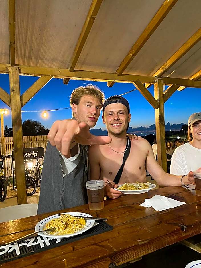 WOT Ericeira Surf Social