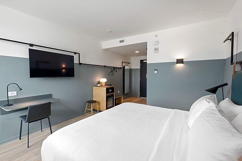 The Metric - Los Angeles Downtown