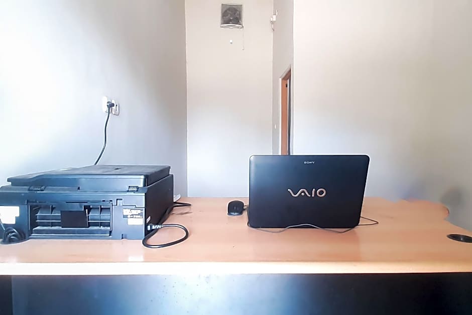 Urbanview Hotel Fira Syariah Muara Enim by RedDoorz