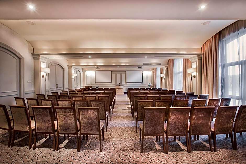 Labourdonnais Waterfront Hotel