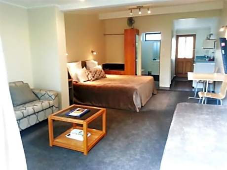 Executive Studio