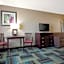Quality Inn & Suites Arnold