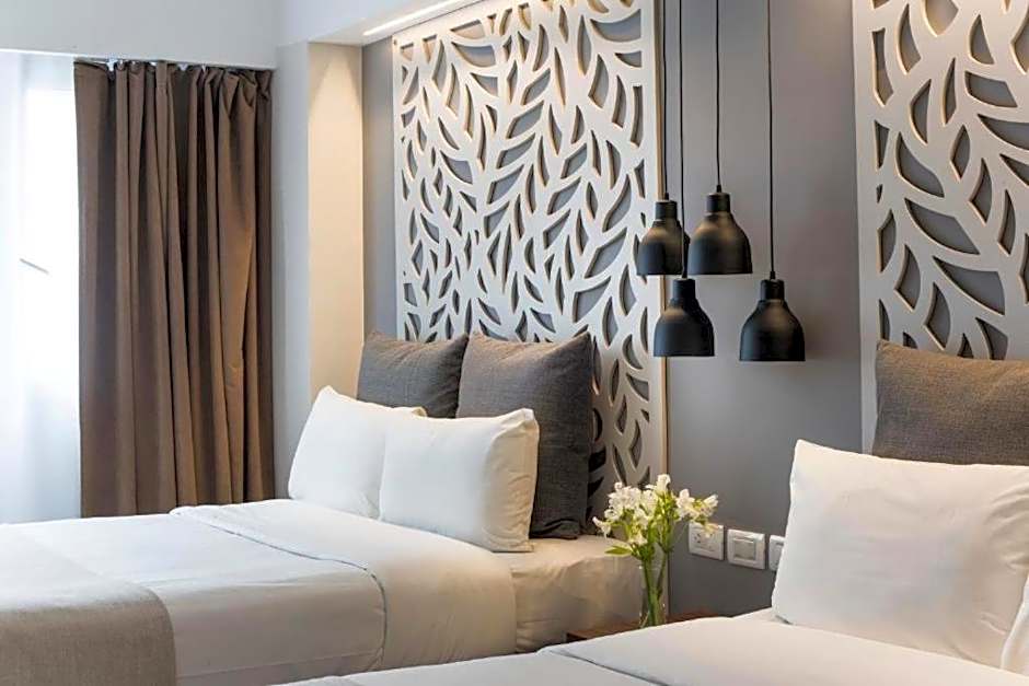 Rochester Hotel Classic