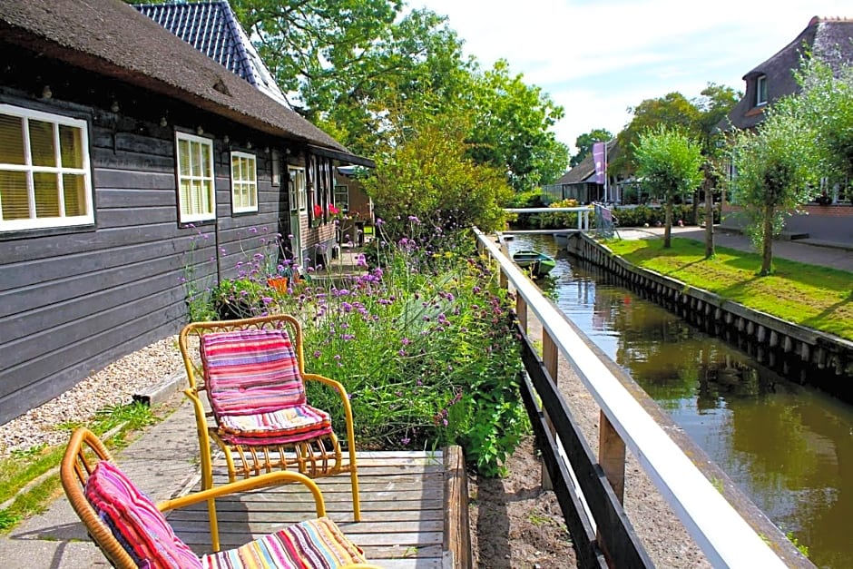 B&B De Galeriet Giethoorn