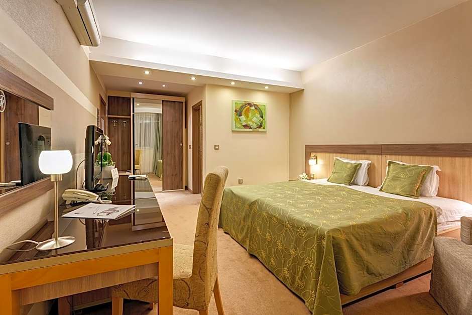 Hotel Tami Residence