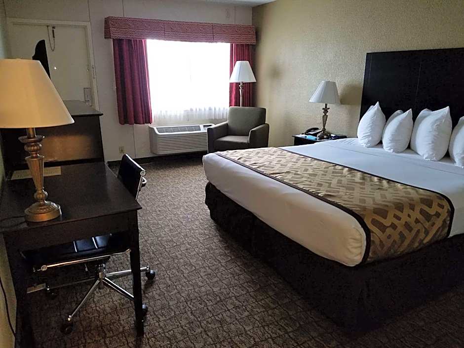 Best Western Crossroads Inn