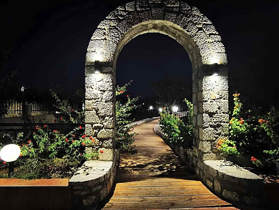 Vlycha Beach Apartments