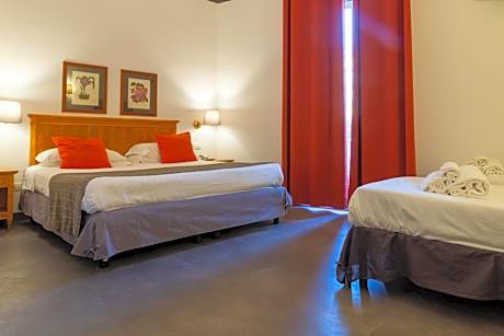 Standard Quadruple Room
