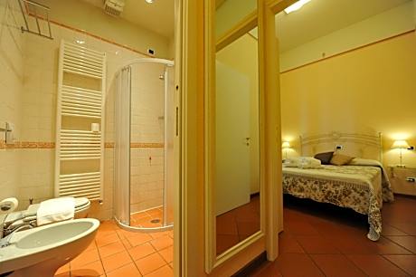 Classic Single Room