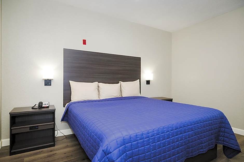 Winchester Inn and Suites Humble/IAH/North Houston