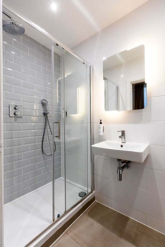 The Chapter Hotels - The J Hyde Park