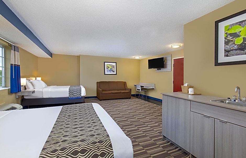 Microtel Inn & Suites by Wyndham Dry Ridge