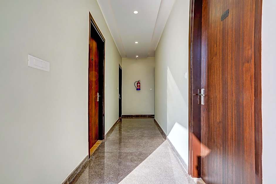 Collection O Collection O Venkata Sai Sadan Mathrusree Nagar Near Nexus Hyderabad – Hyderabad, 