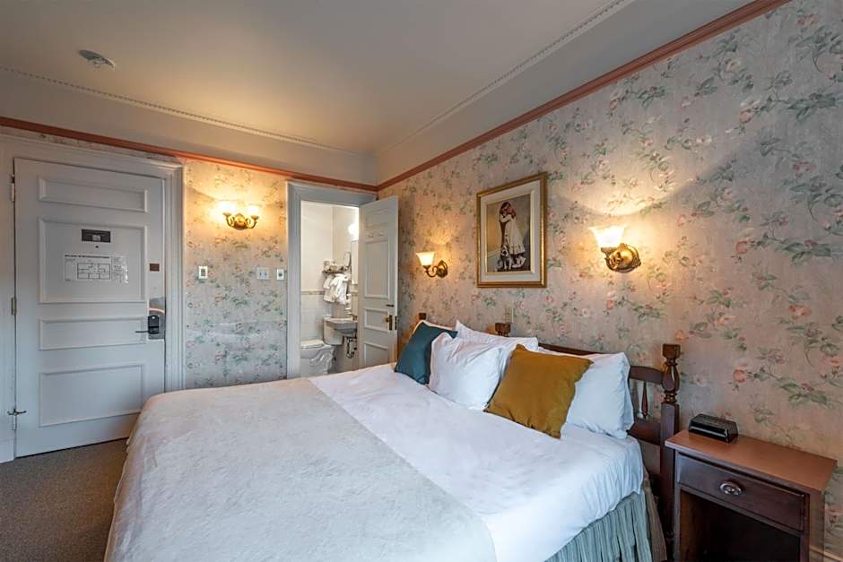 Le Chateau de Pierre - Par Aneyro