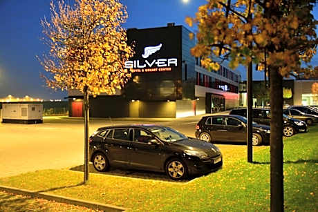 Silver Hotel & Gokart Center