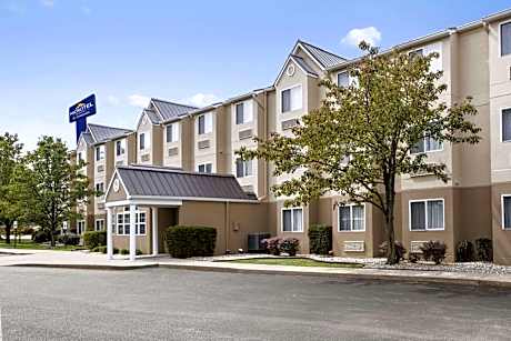 Microtel Inn & Suites by Wyndham Louisville East