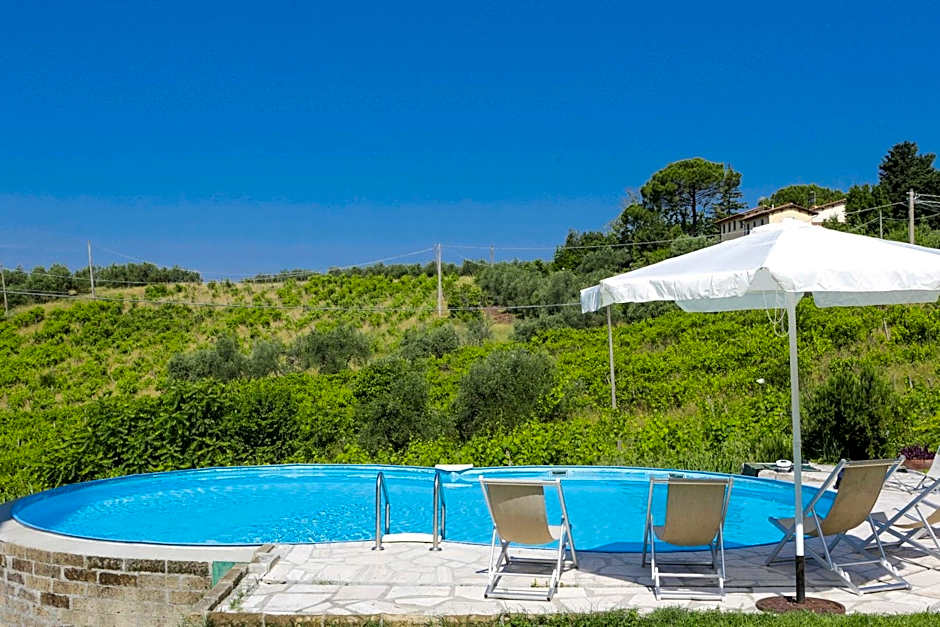 Appartamento con piscina GRAZIA a 10 minuti da FIRENZE, vista campagna